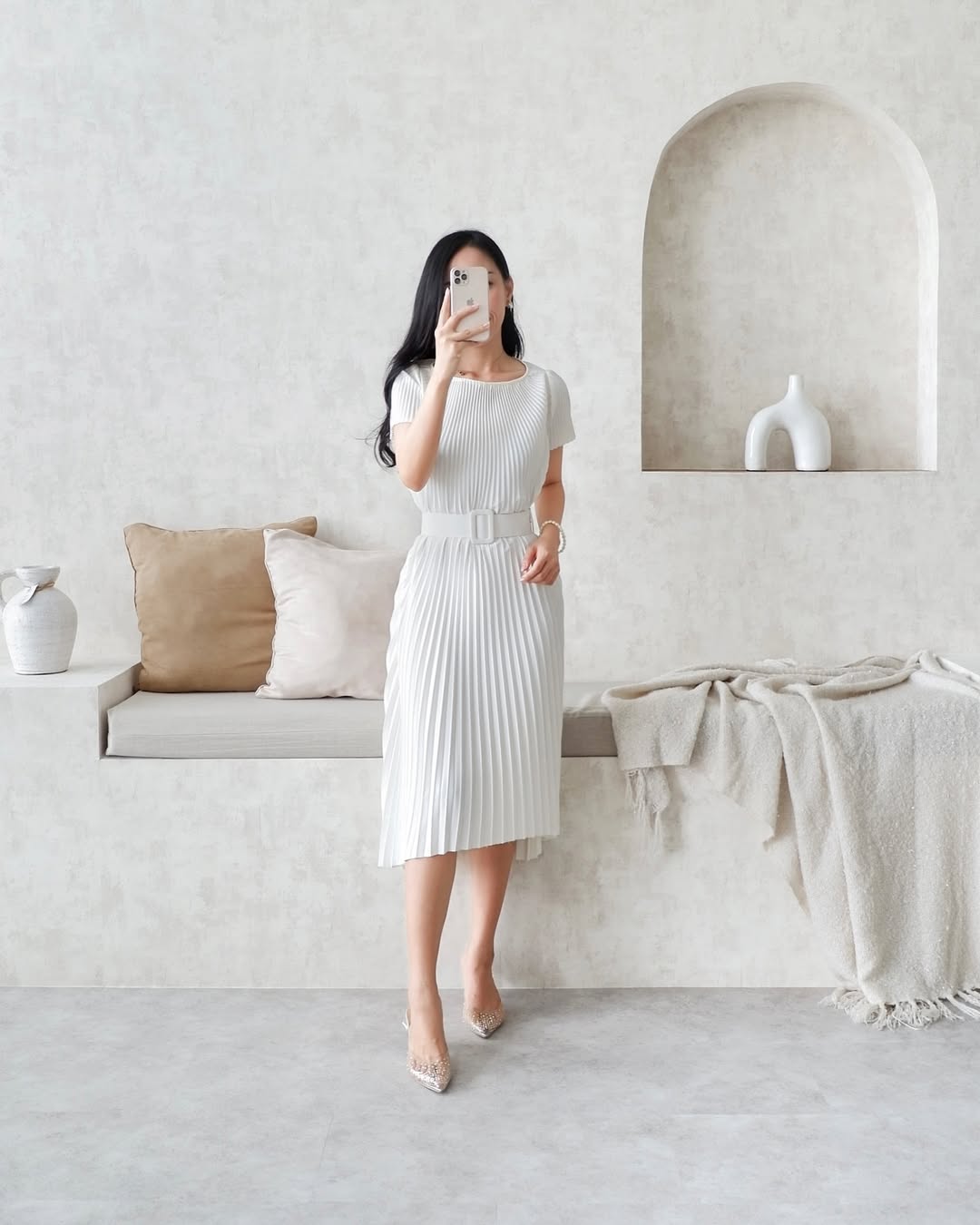 claude-official-dress-15