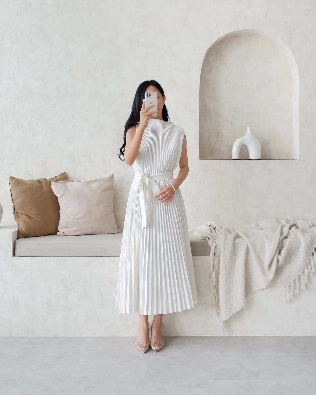 claude-official-dress-14