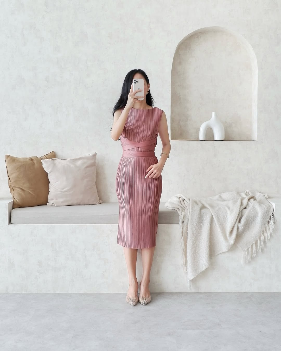 pleated-dress-by-claude-21