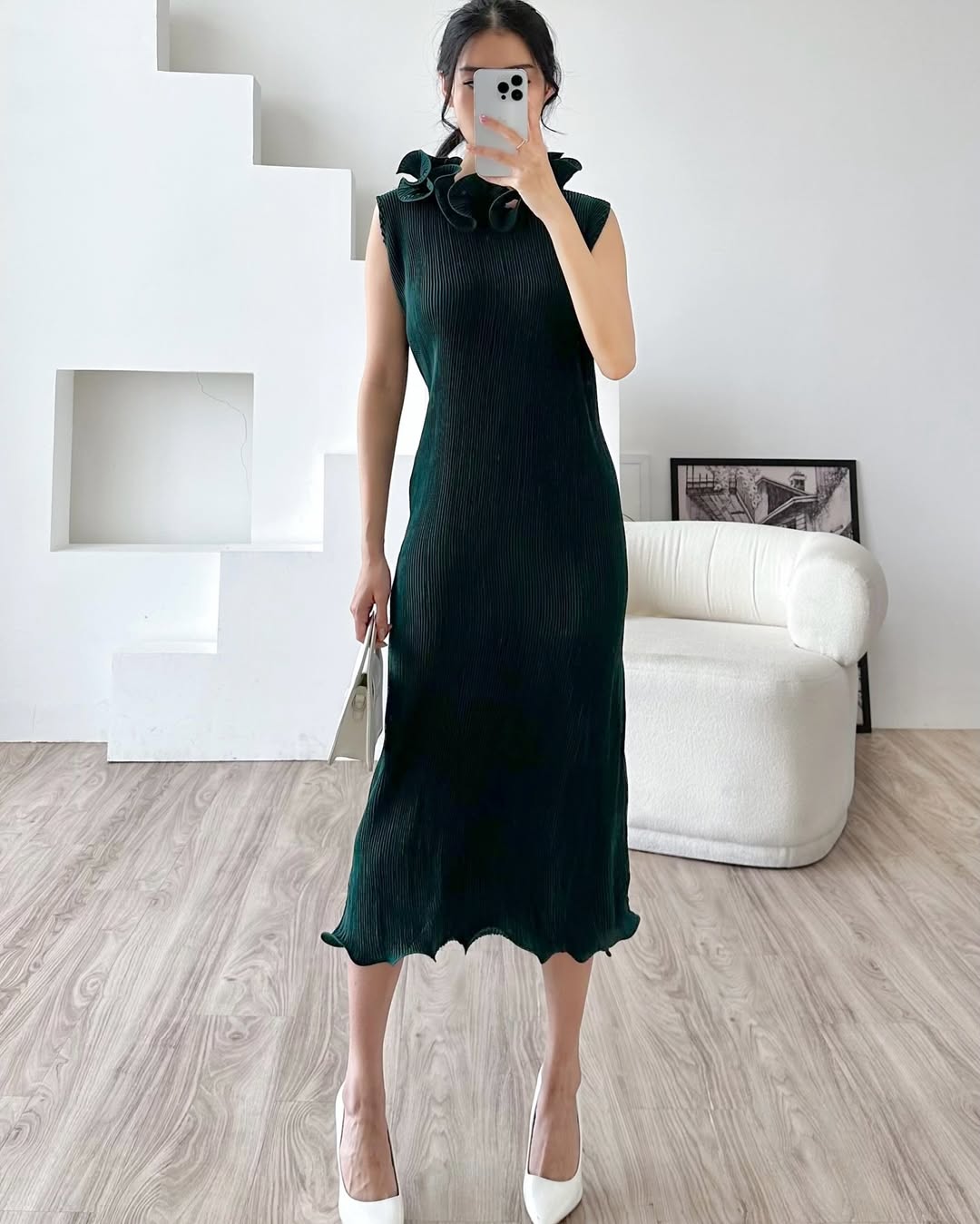 pleated-dress-by-kalm