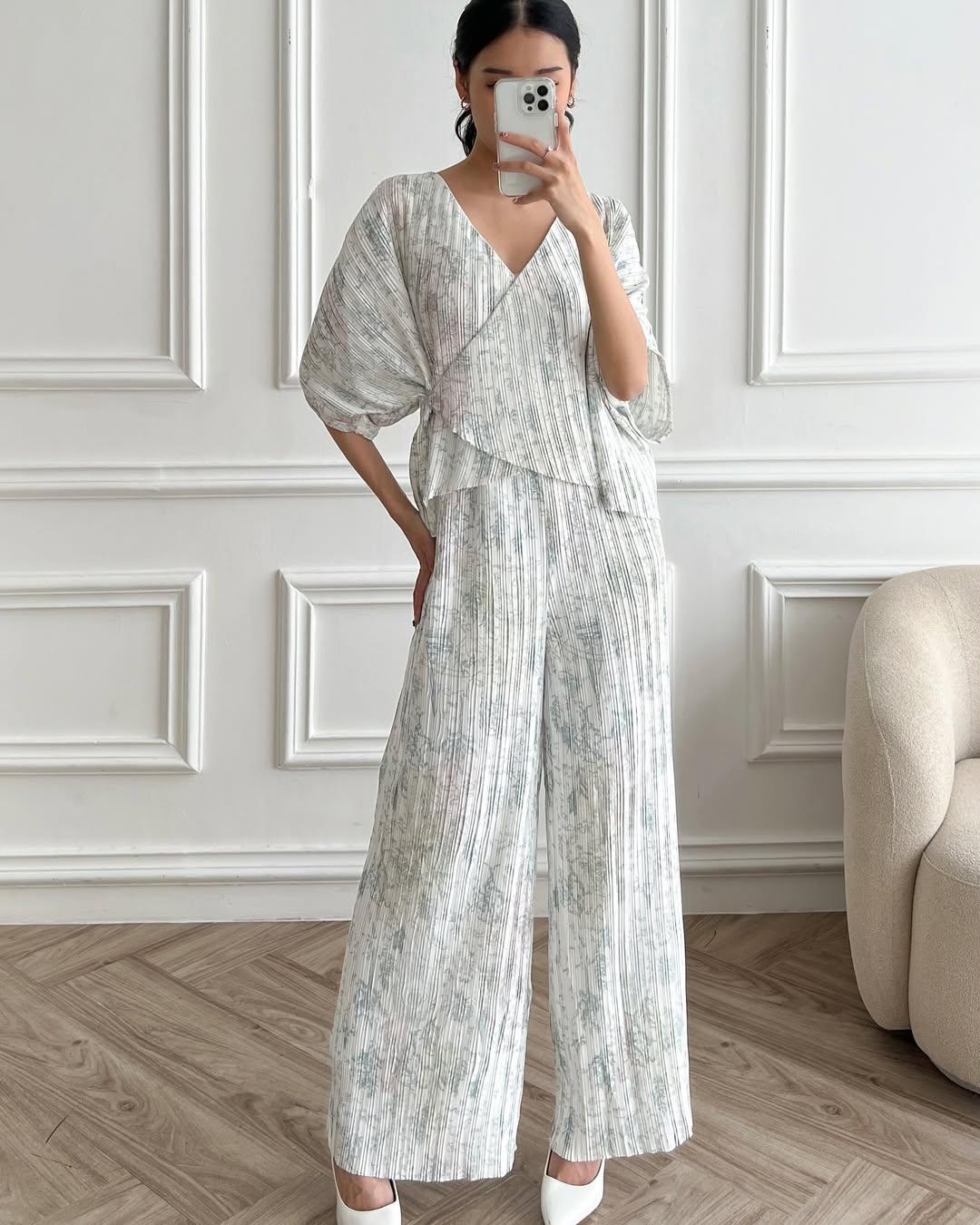 pleated-set-by-claude